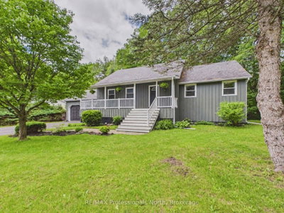 Detached House for sale at 1130 Cedar Lane, Bracebridge, Ontario, P1L 1L5 - Macaulay - MLS: X13687526