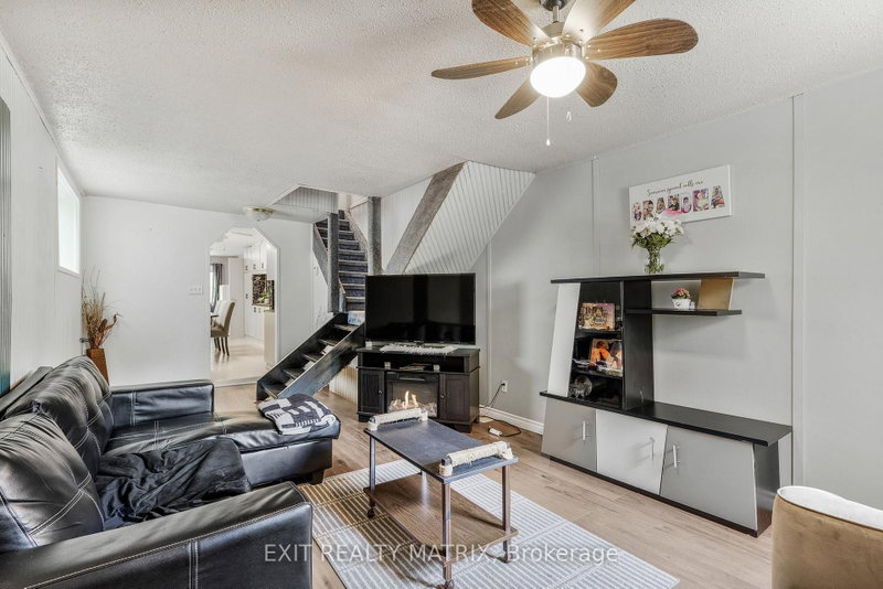235-237 Guigues Ave photo 4