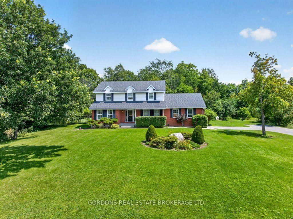 4708 Wolfe Swamp Road • Harrowsmith, ON photo 2