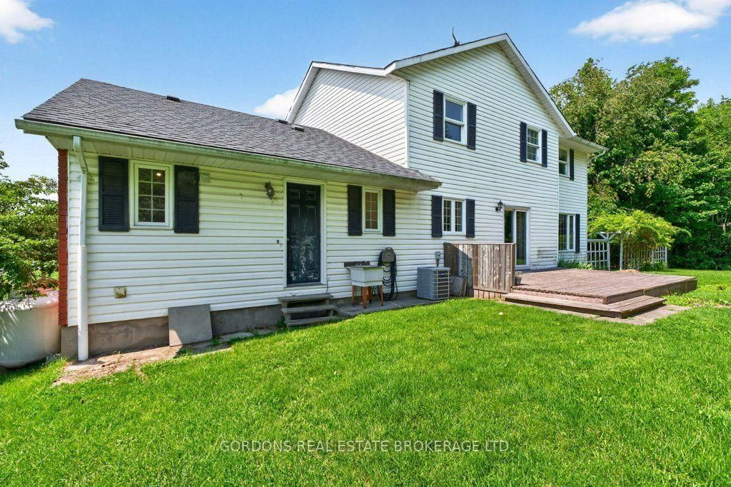 4708 Wolfe Swamp Road • Harrowsmith, ON photo 7