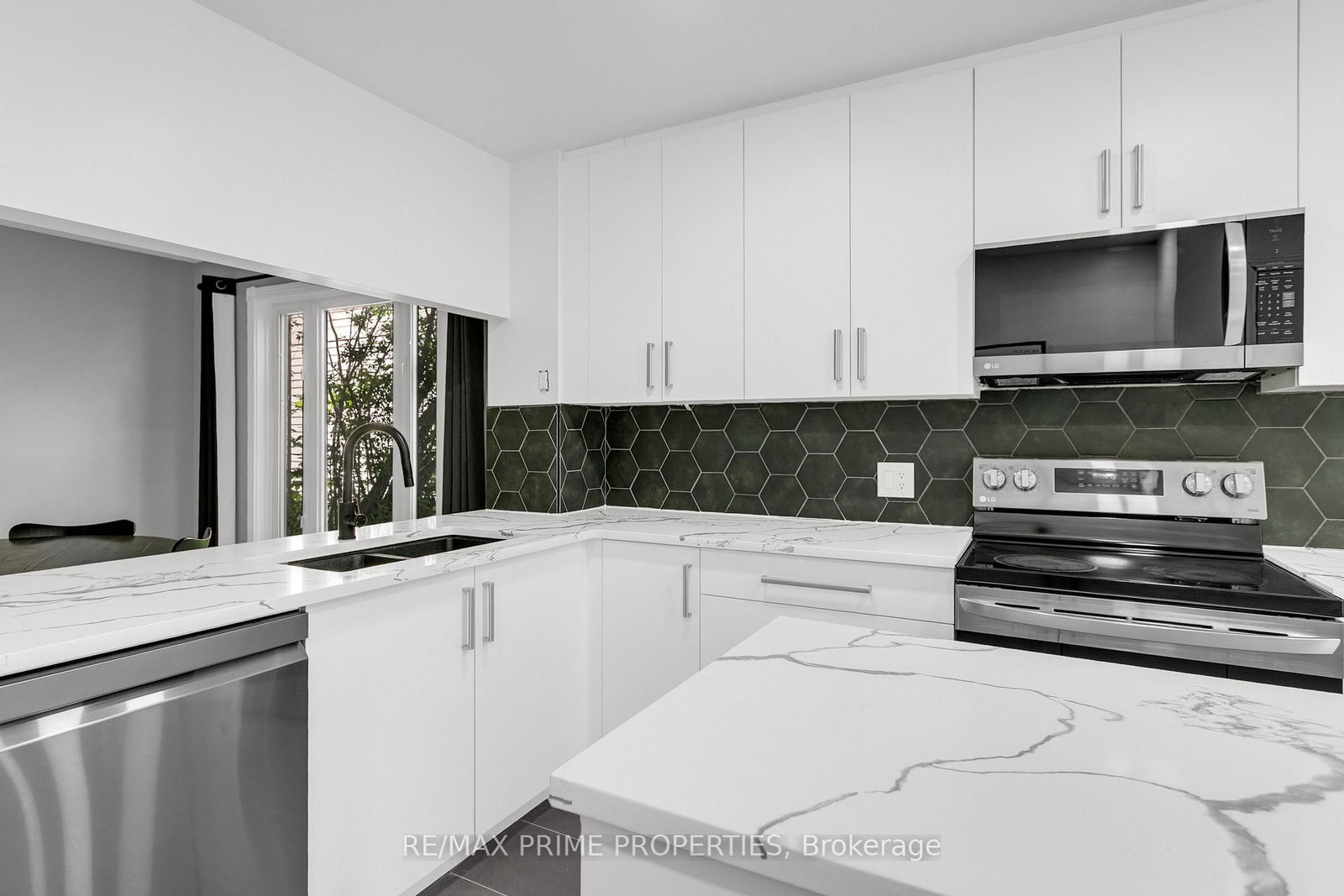 1531 Kamouraska Circle • Ottawa, ON photo 11