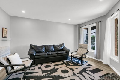 1531 Kamouraska Circle • Ottawa, ON photo 4