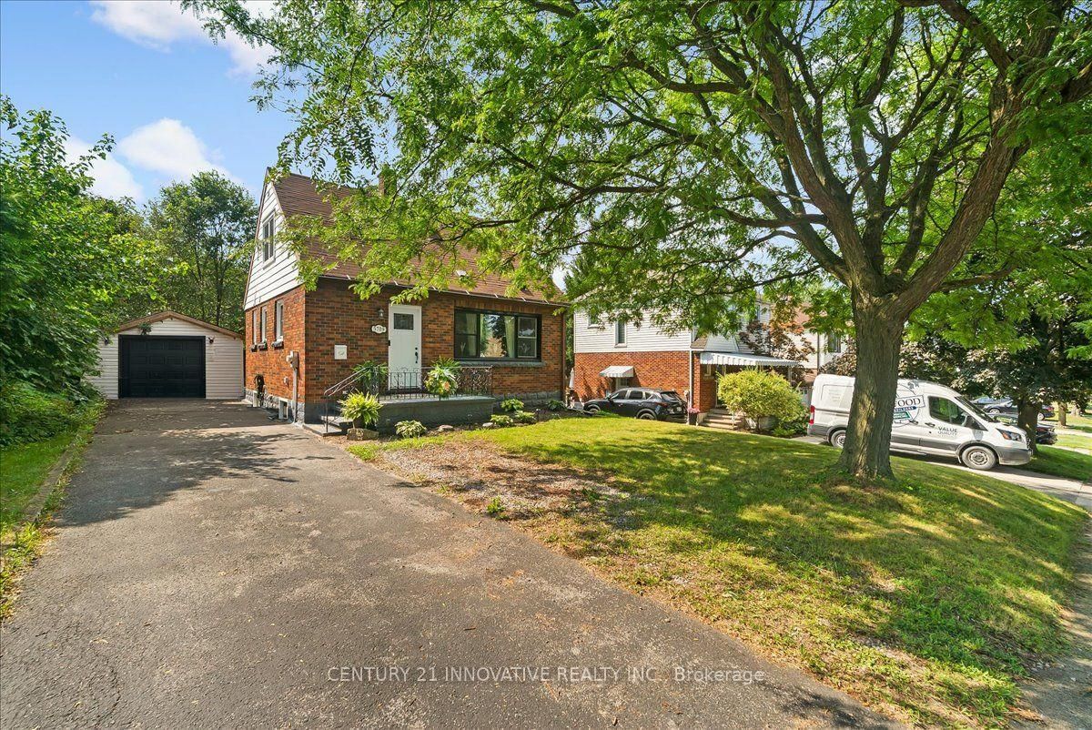 5709 Hanan Avenue • Niagara Falls, ON photo 1