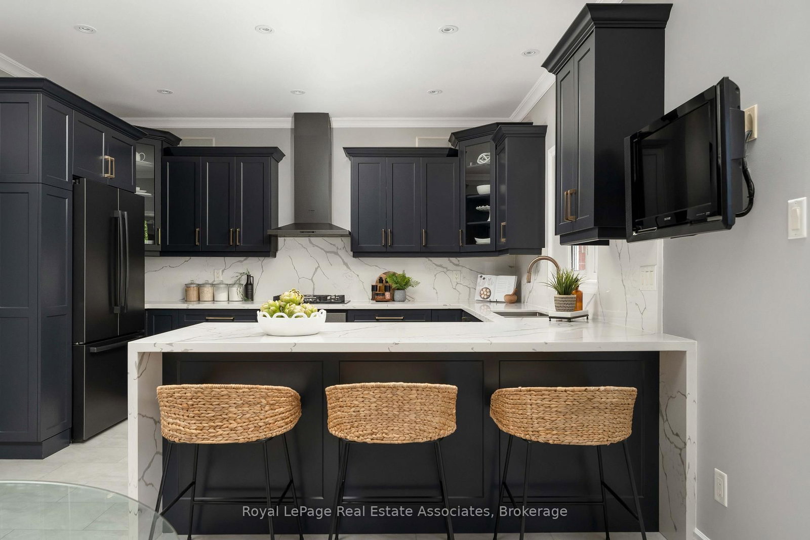 5 Volterra Court • Hamilton, ON photo 14