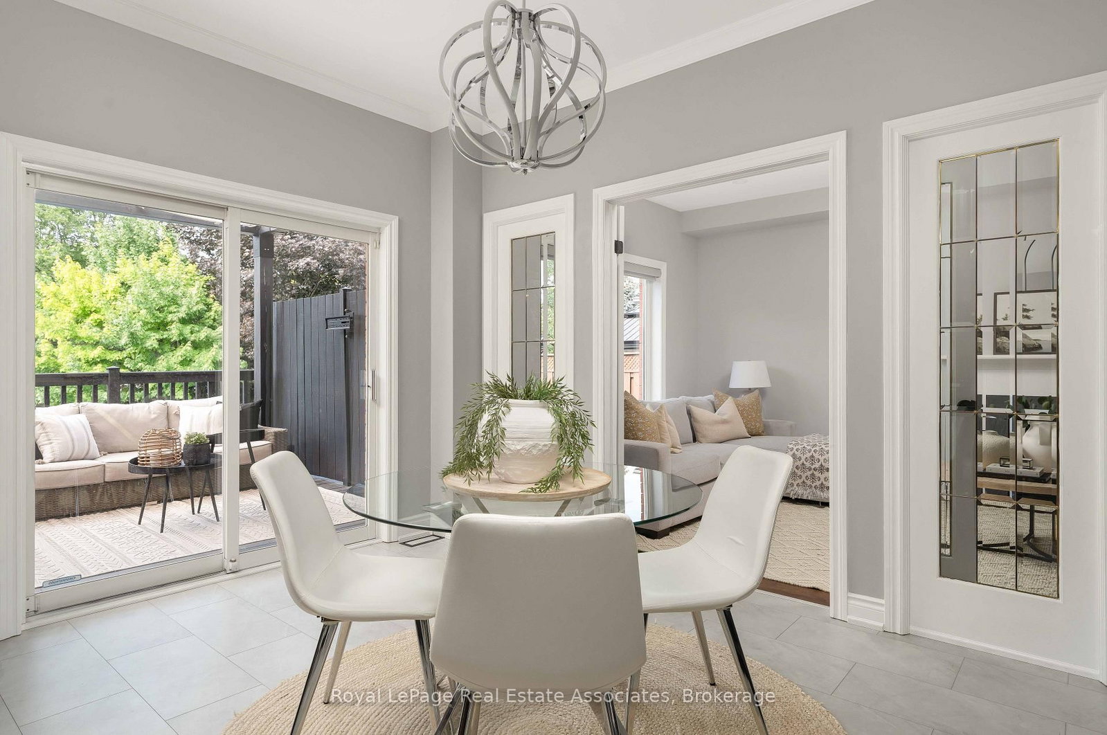 5 Volterra Court • Hamilton, ON photo 16