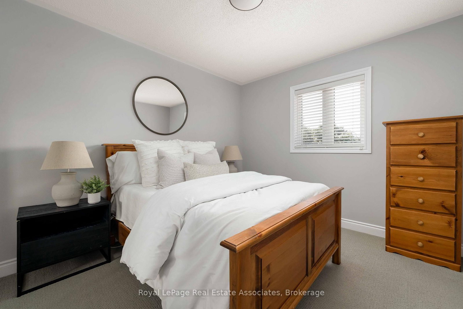 5 Volterra Court • Hamilton, ON photo 30