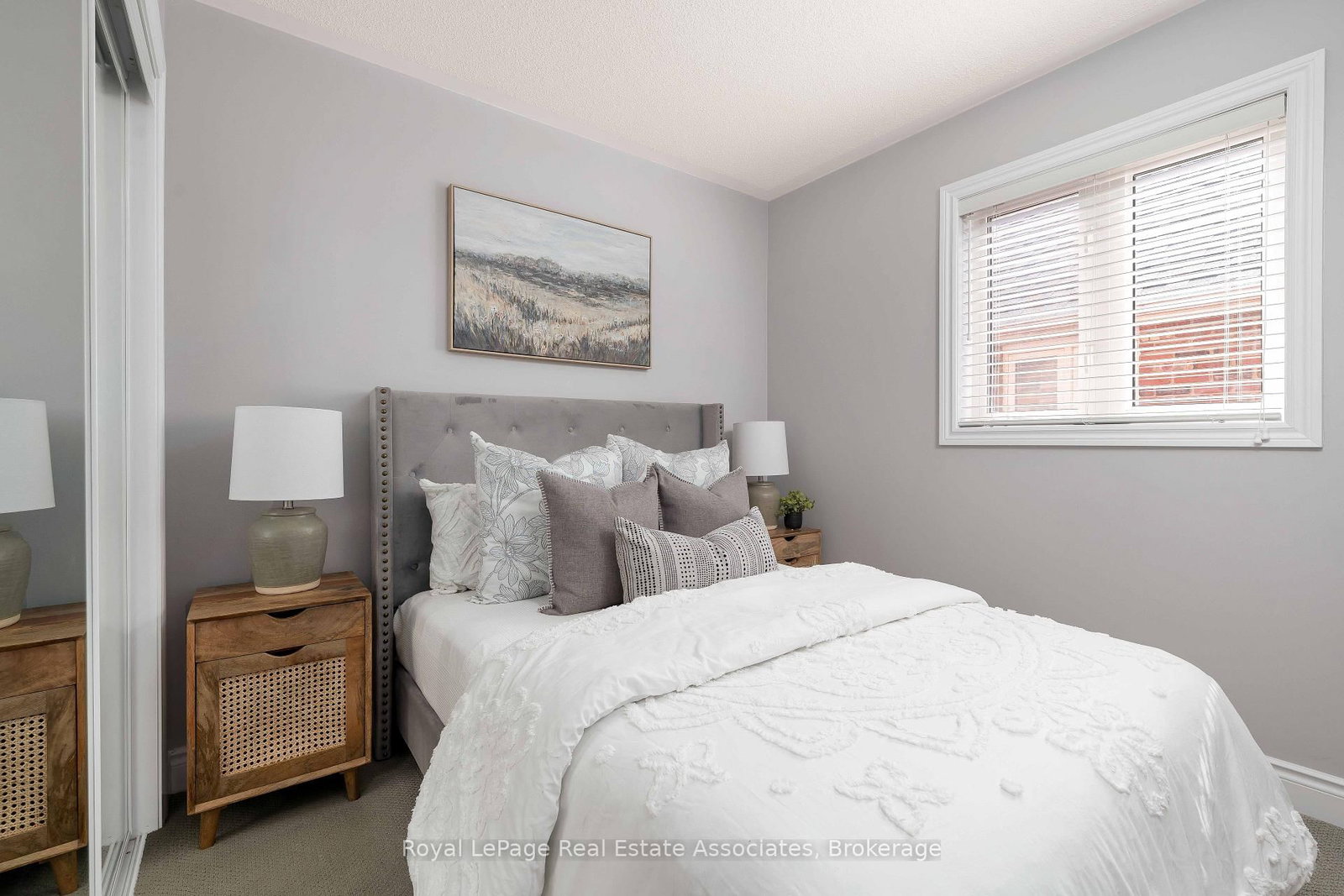 5 Volterra Court • Hamilton, ON photo 32