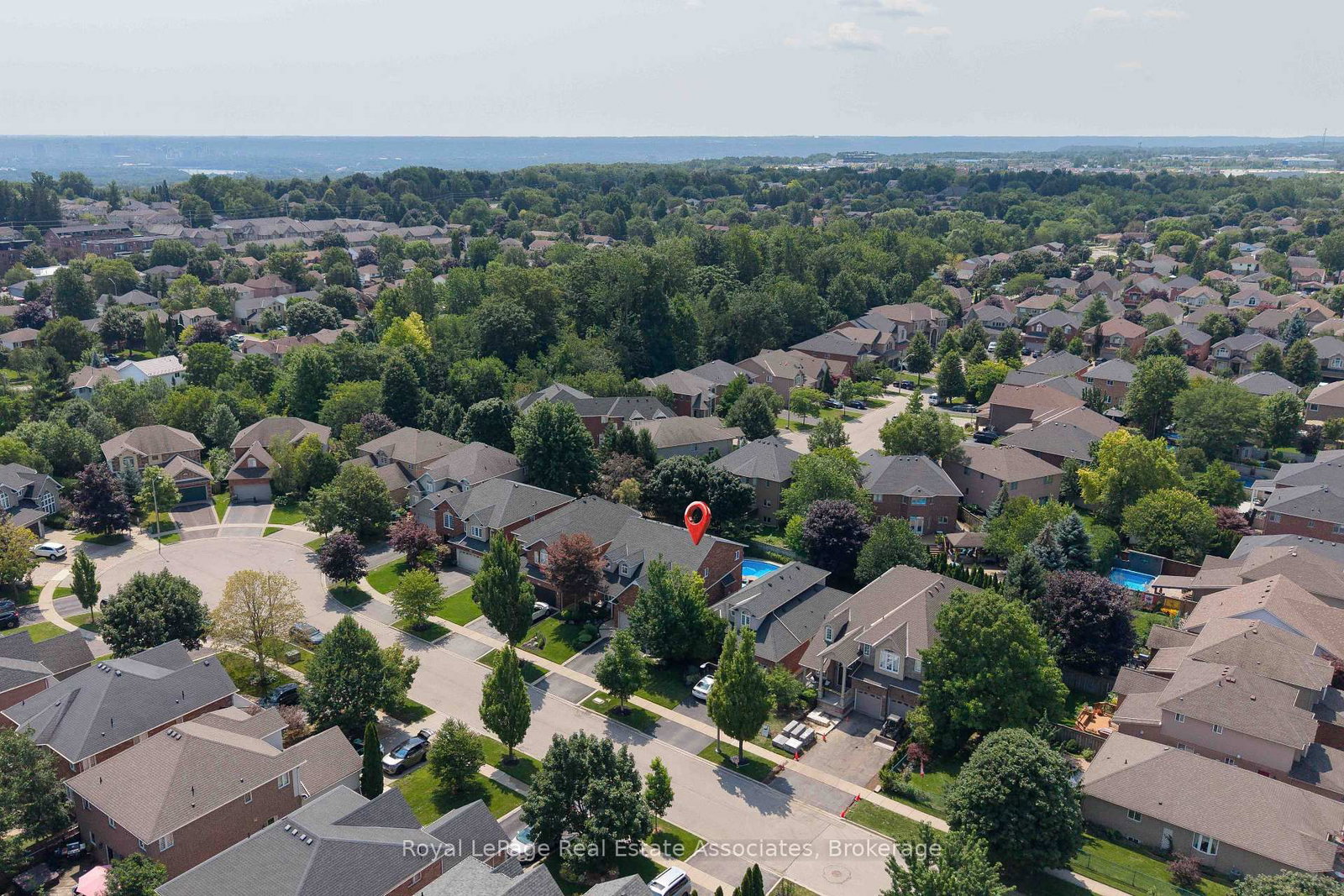 5 Volterra Court • Hamilton, ON photo 50