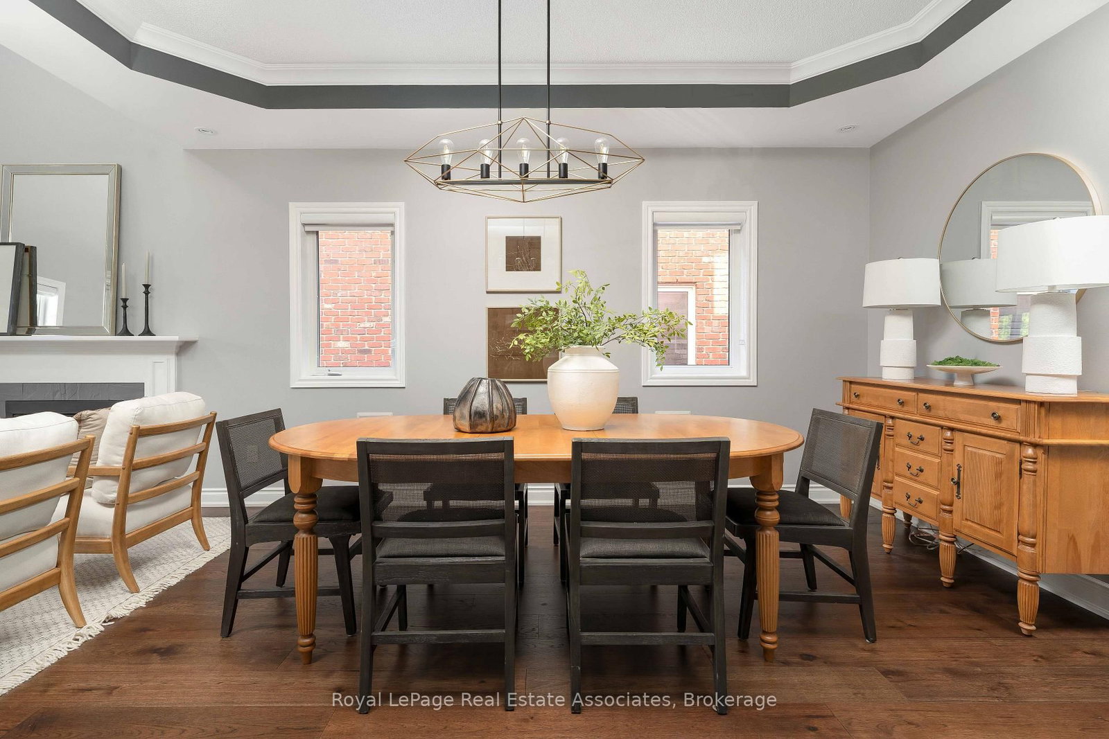 5 Volterra Court • Hamilton, ON photo 8