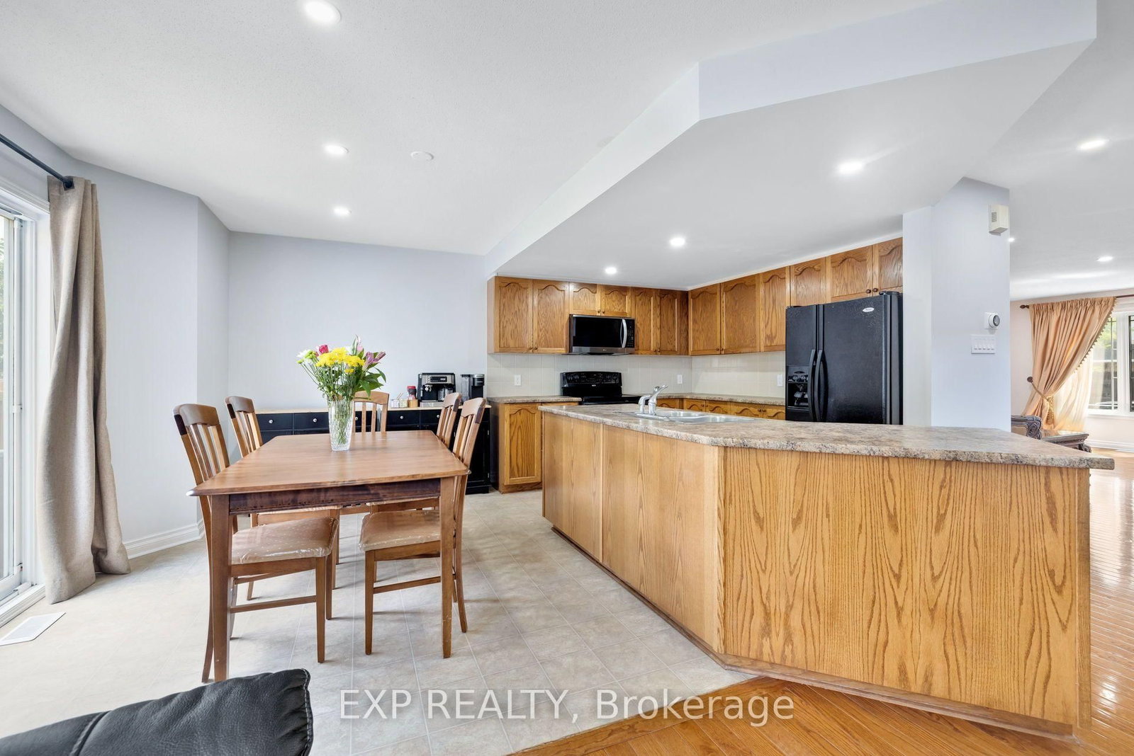 114 Ashmore Drive • Barrhaven, ON photo 16