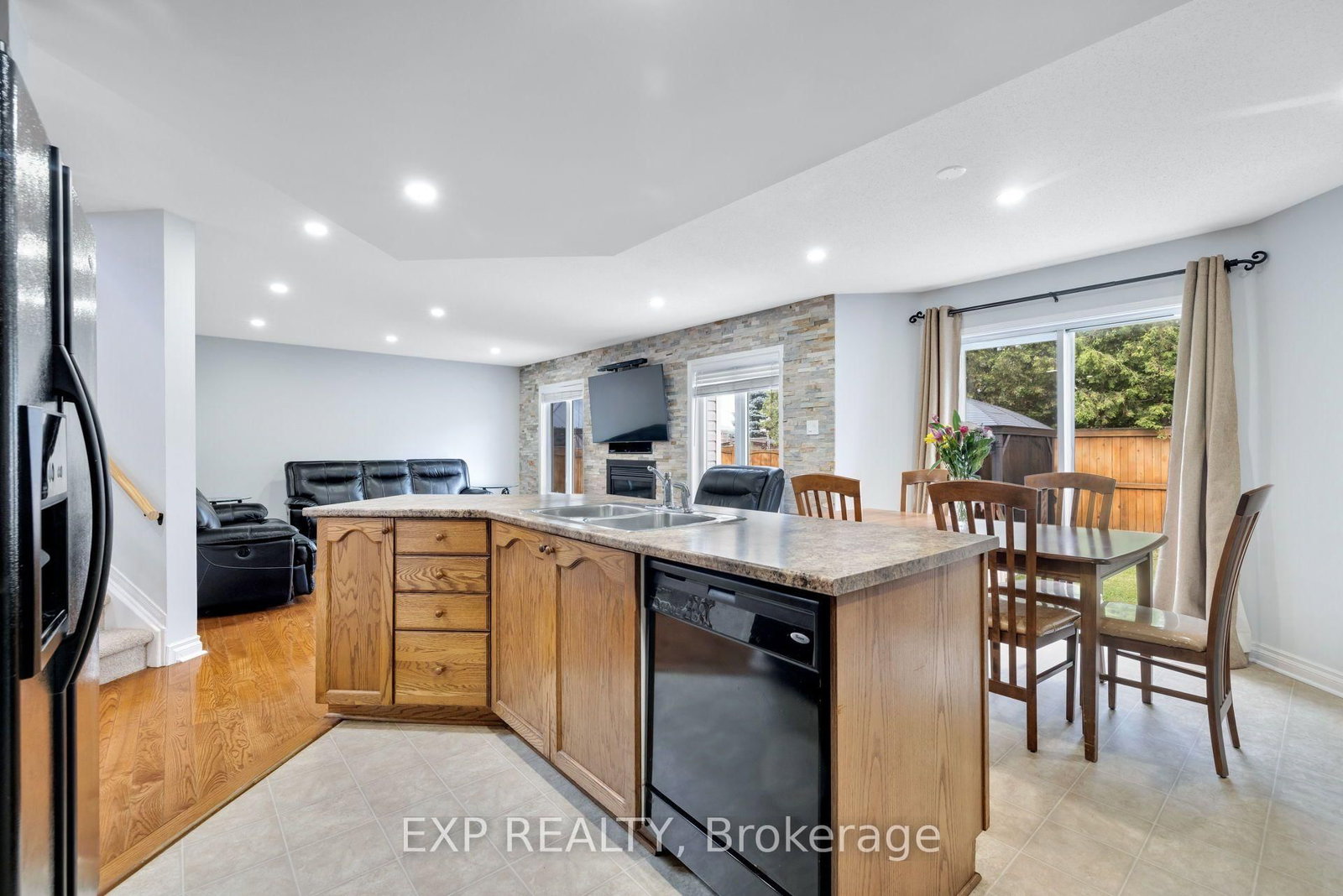 114 Ashmore Drive • Barrhaven, ON photo 20