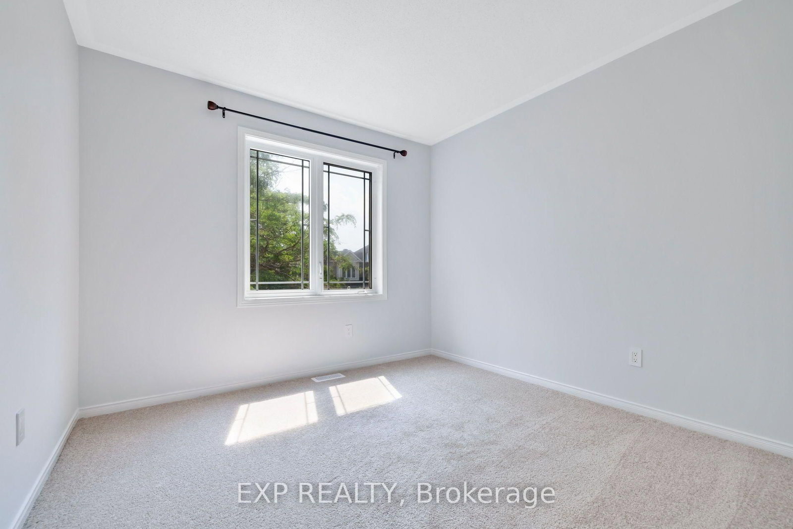 114 Ashmore Drive • Barrhaven, ON photo 34