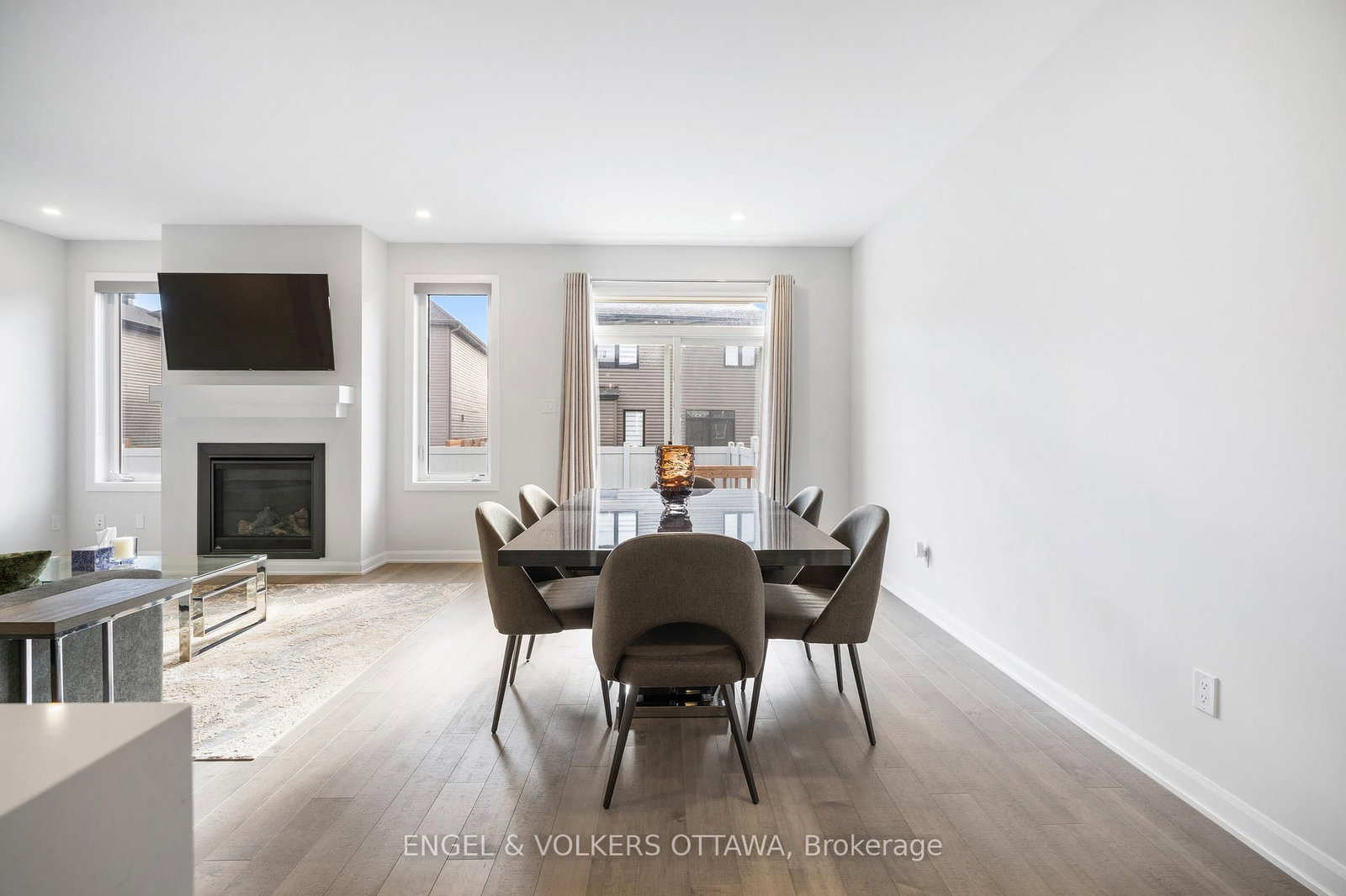 777 Coast Circle • Manotick, ON photo 14