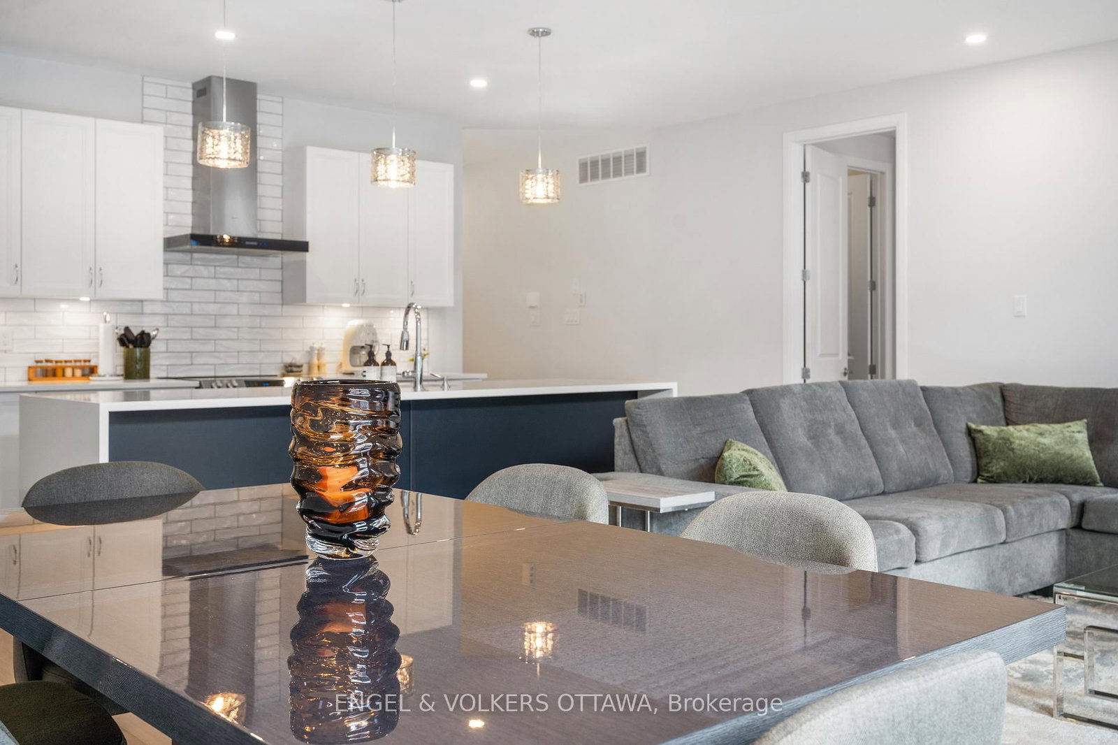 777 Coast Circle • Manotick, ON photo 17