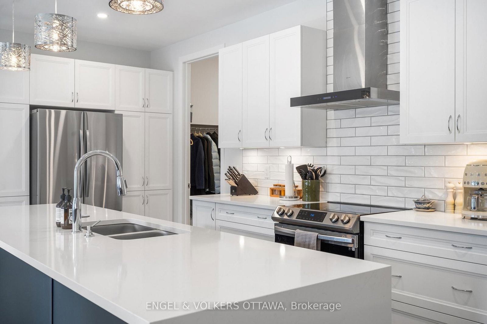 777 Coast Circle • Manotick, ON photo 8