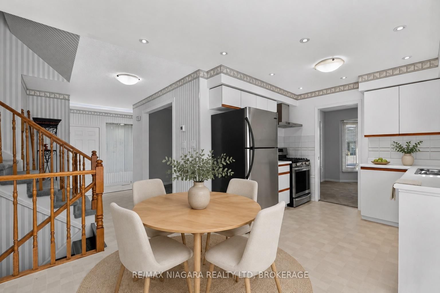 7725 SWAN Street • Niagara Falls, ON photo 8