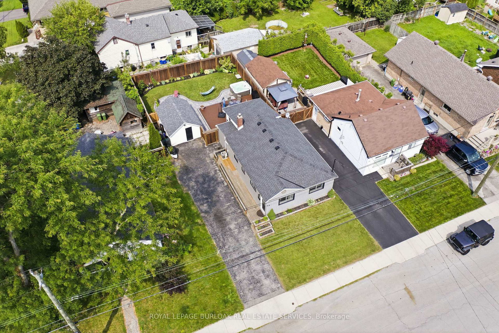 29 Hixon Road • Hamilton, ON photo 35