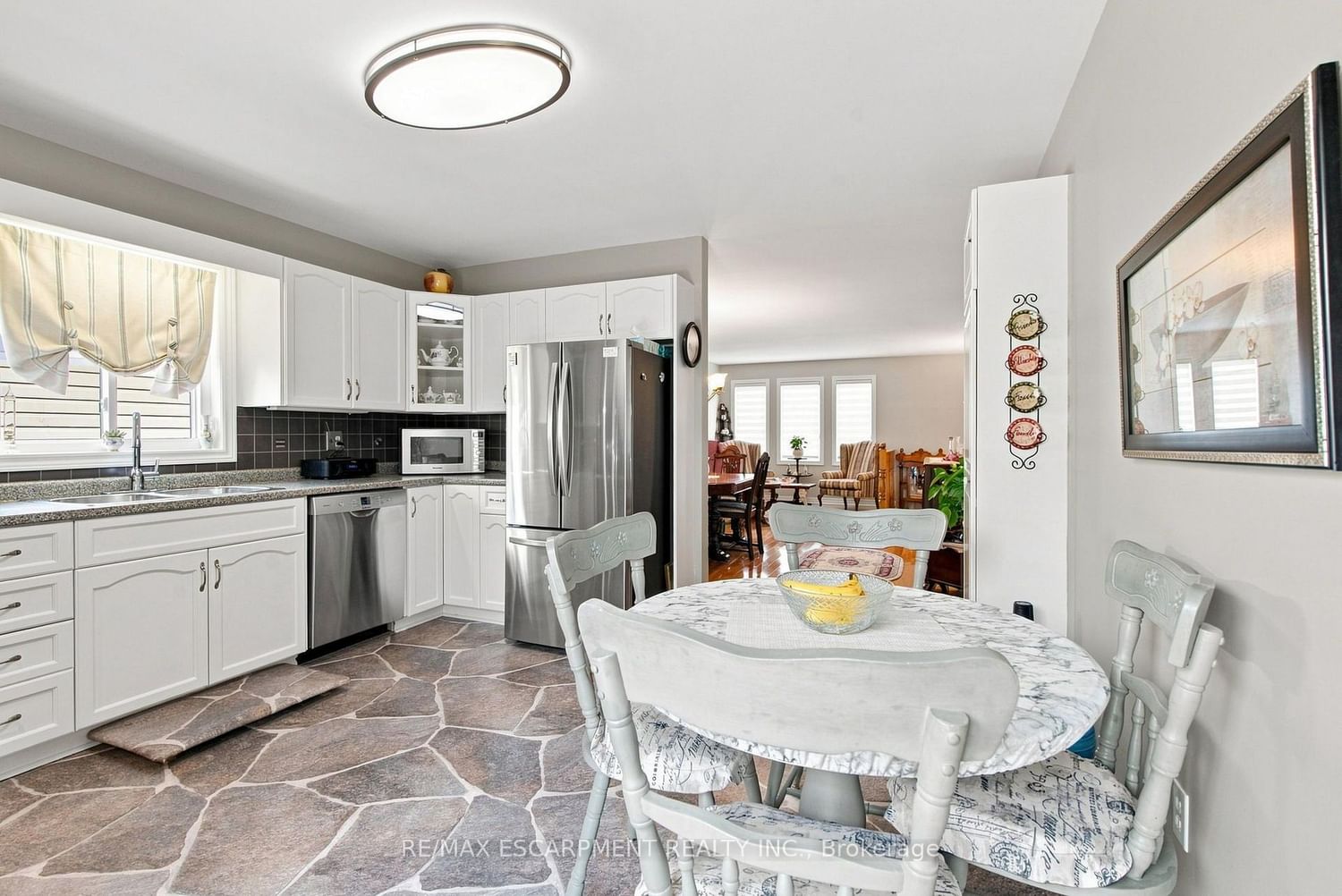 32 Brewster Way • Brantford, ON photo 10