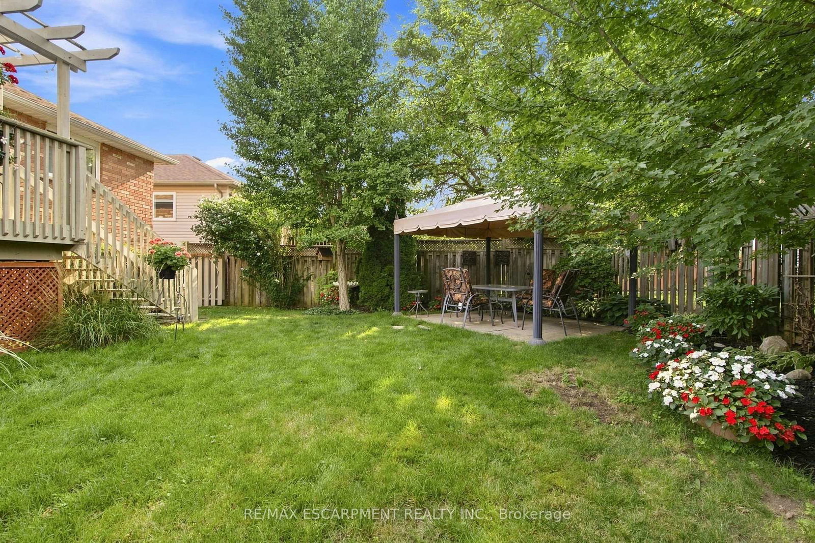 32 Brewster Way • Brantford, ON photo 28