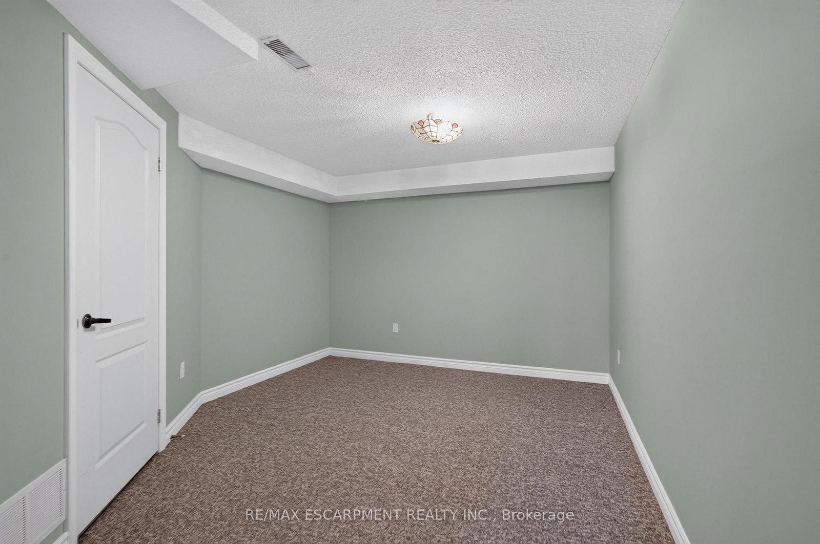 175 Fiddlers Green Road • #9 • Hamilton, ON photo 27
