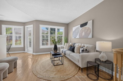 175 Fiddlers Green Road • #9 • Hamilton, ON photo 3