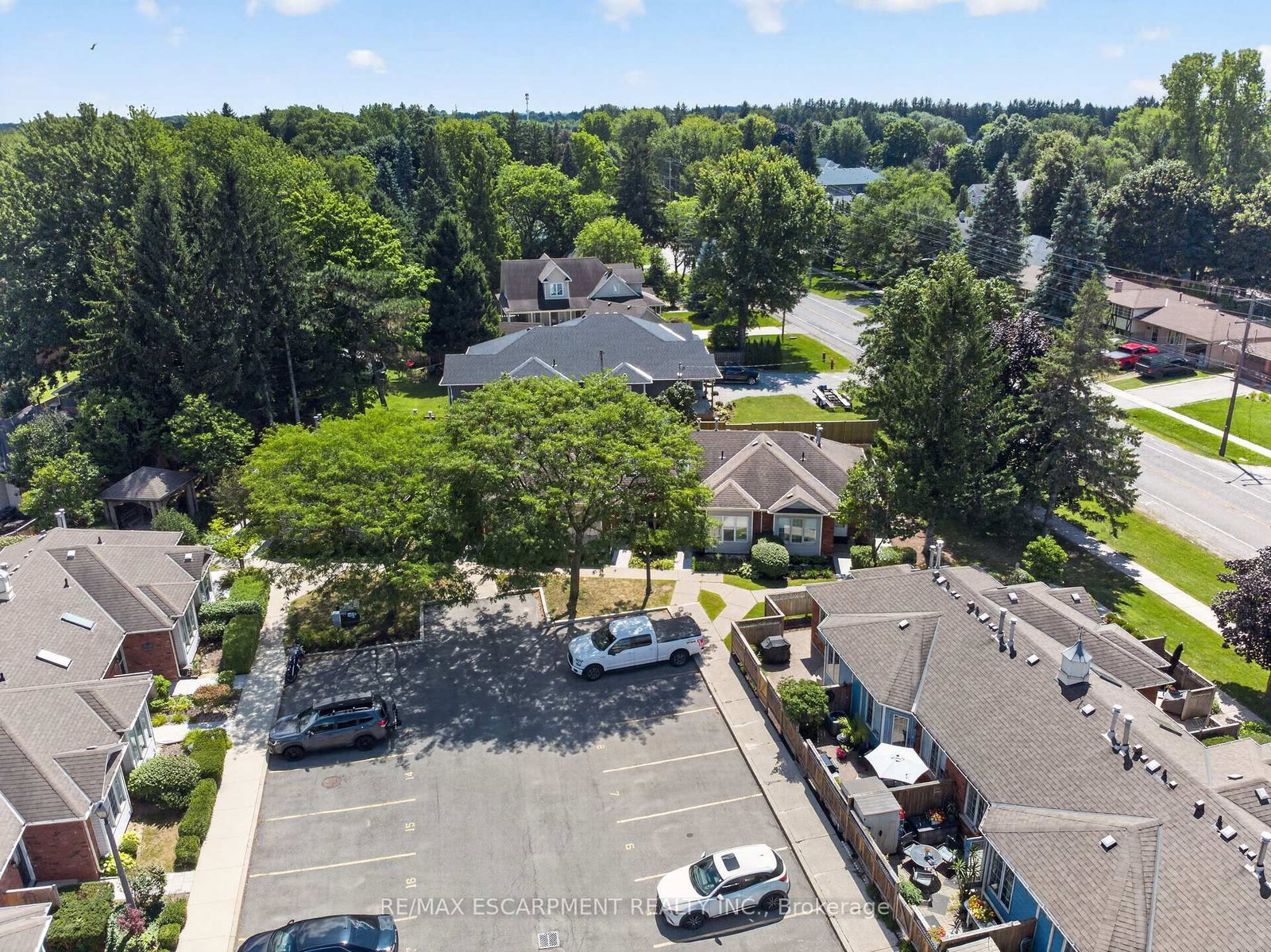 175 Fiddlers Green Road • #9 • Hamilton, ON photo 38