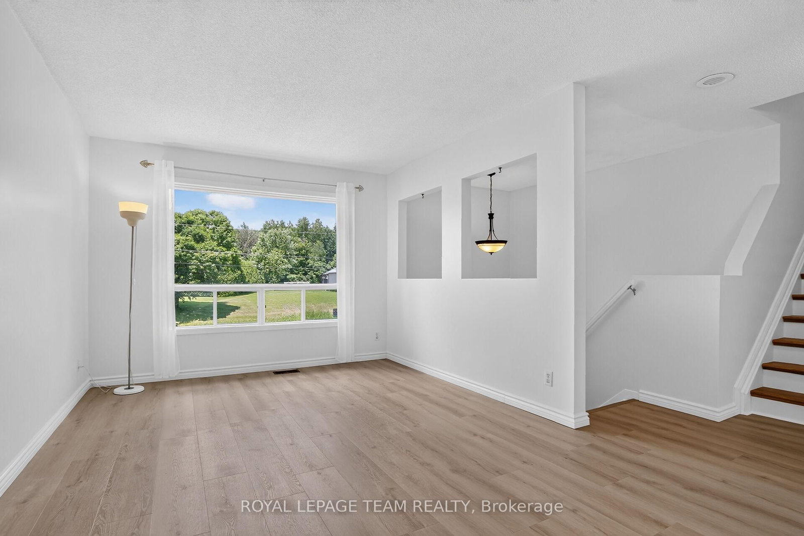158 Oakwood Drive • Clarence-Rockland, ON photo 9