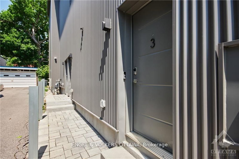 3 - 569 McLeod Street