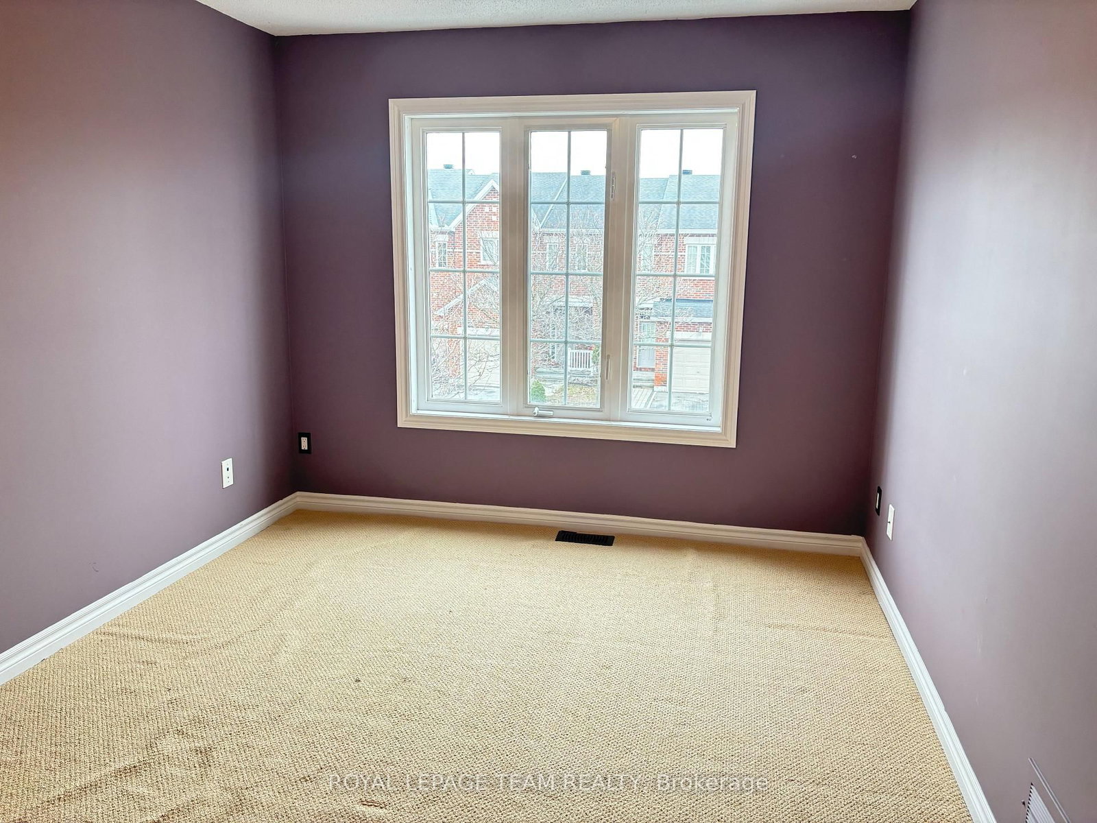 449 Foxhall Way • Ottawa, ON photo 23
