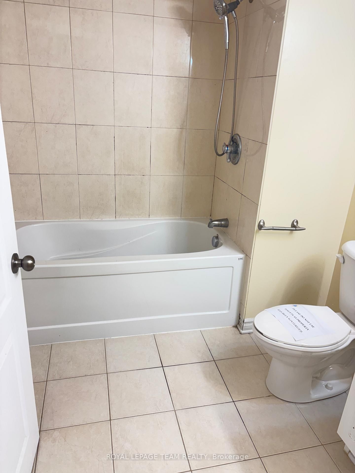449 Foxhall Way • Ottawa, ON photo 25