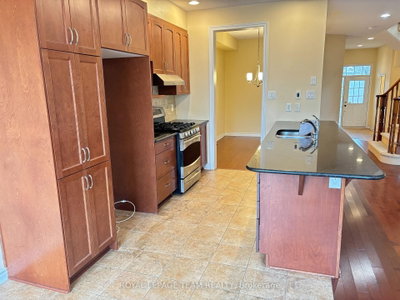 449 Foxhall Way • Ottawa, ON photo 9