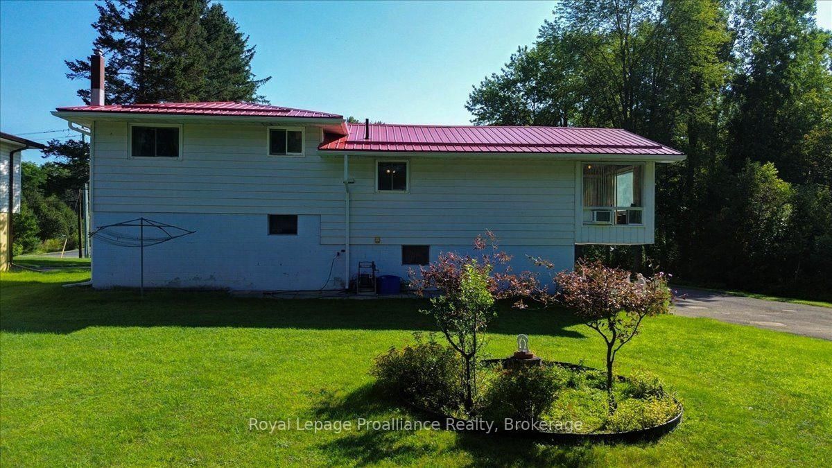 87 Cameron Street • Limoges, ON photo 37