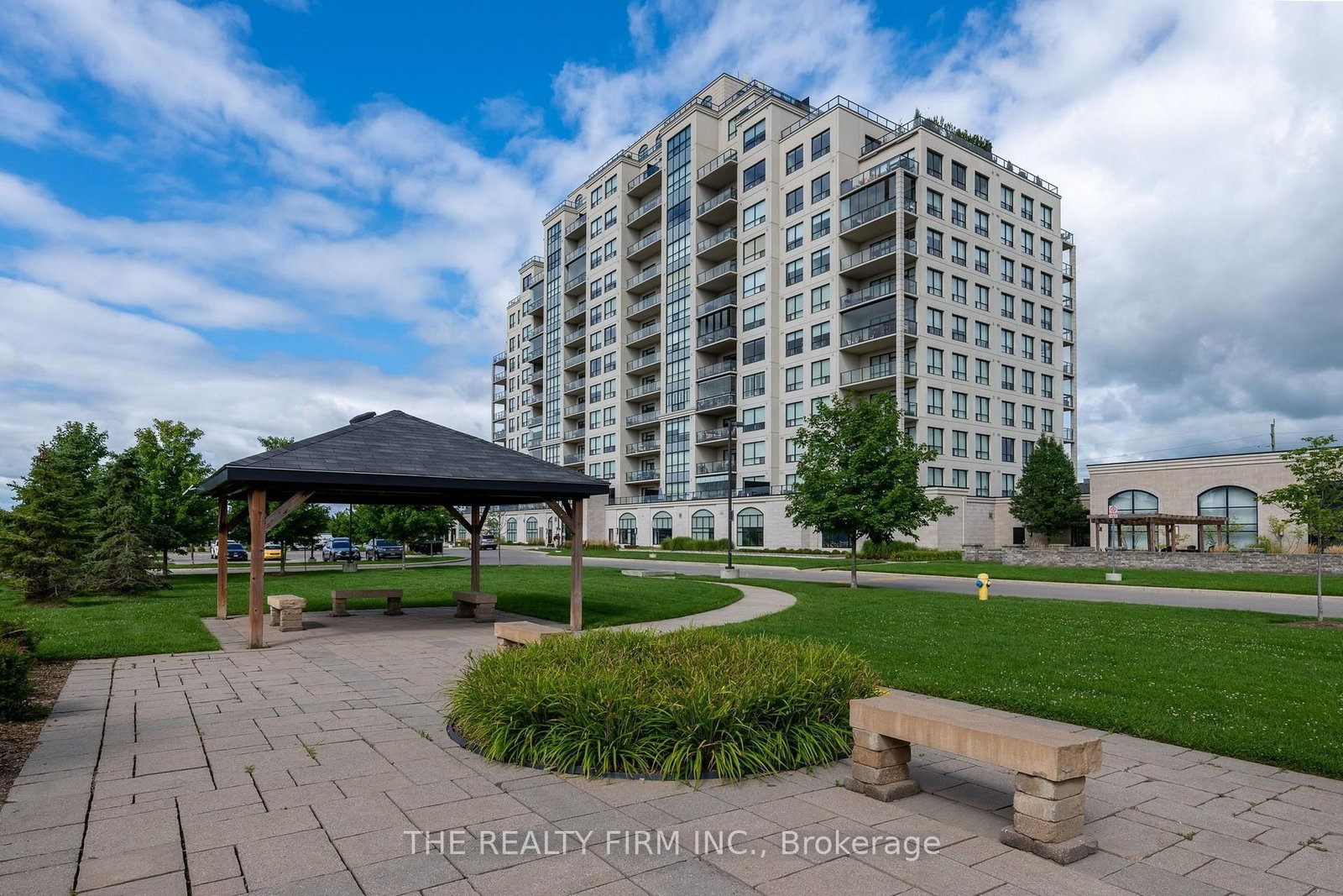 260 Villagewalk Boulevard • #701 • London North, ON photo 1