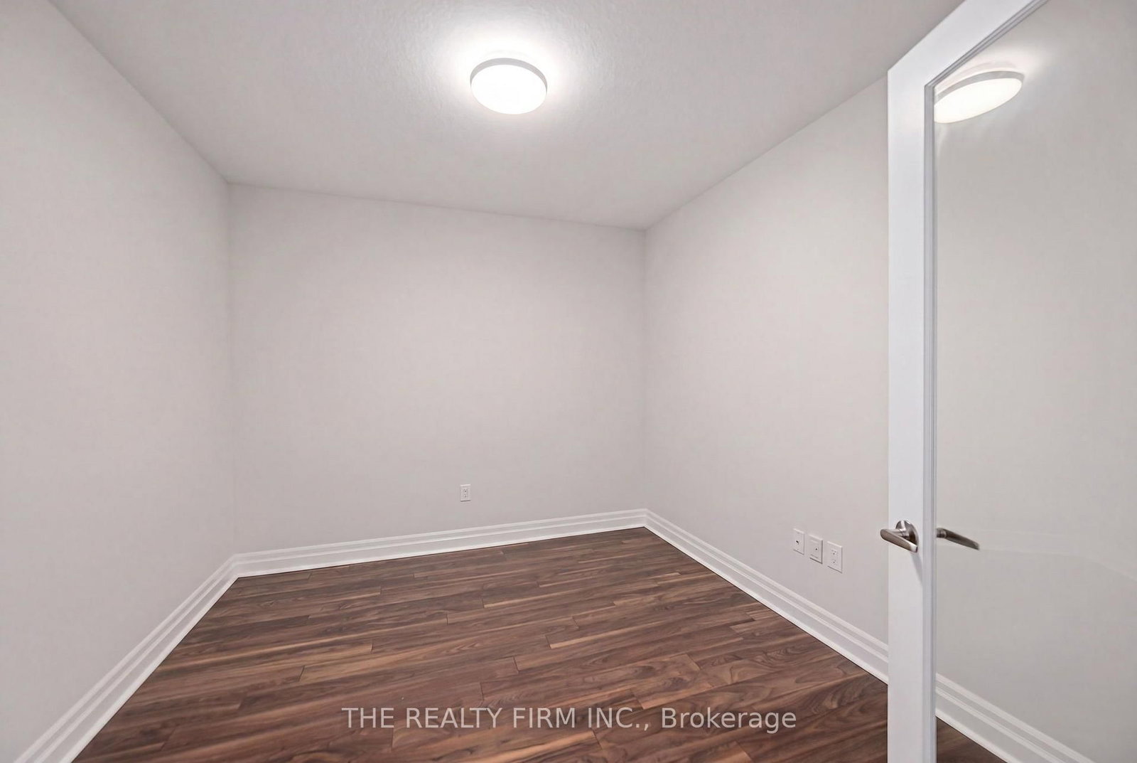 260 Villagewalk Boulevard • #701 • London North, ON photo 27