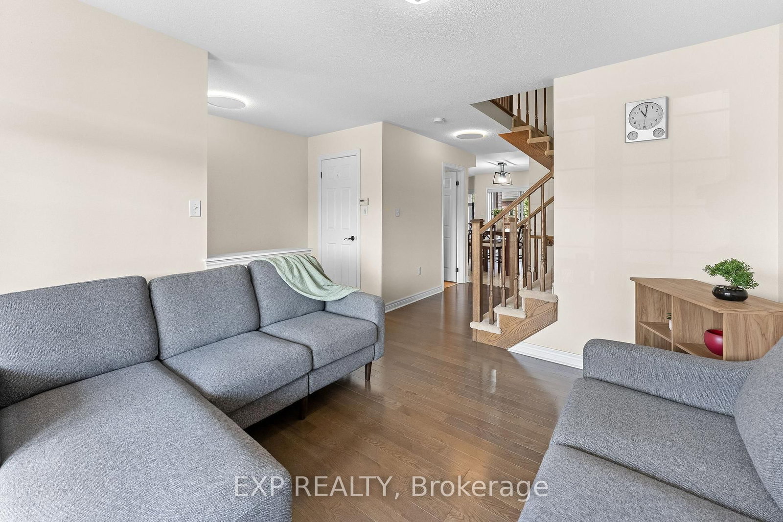 2 Durham Way • Niagara-on-the-Lake, ON photo 10