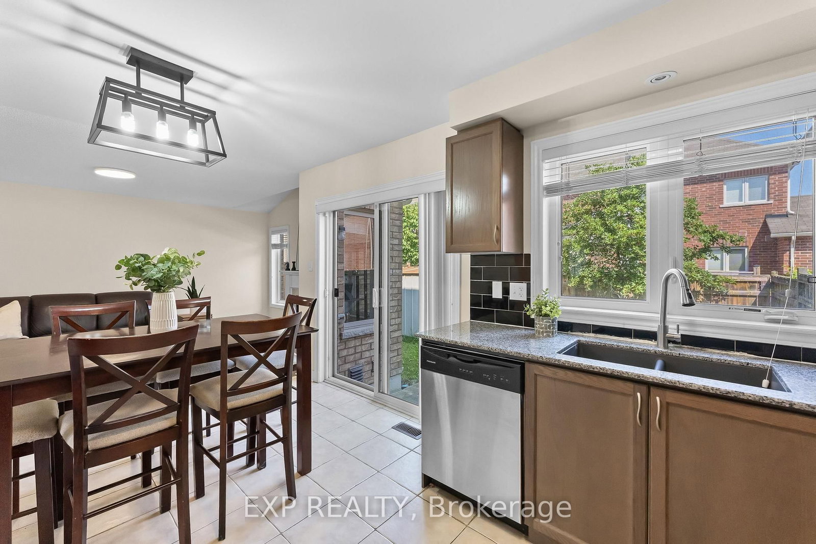 2 Durham Way • Niagara-on-the-Lake, ON photo 17