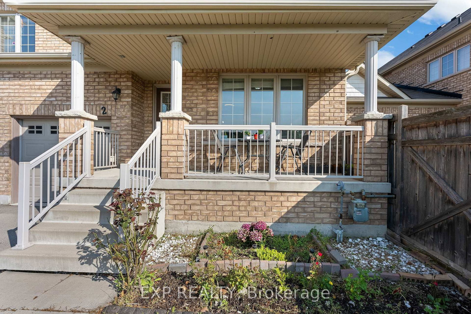 2 Durham Way • Niagara-on-the-Lake, ON photo 4