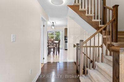 2 Durham Way • Niagara-on-the-Lake, ON photo 9