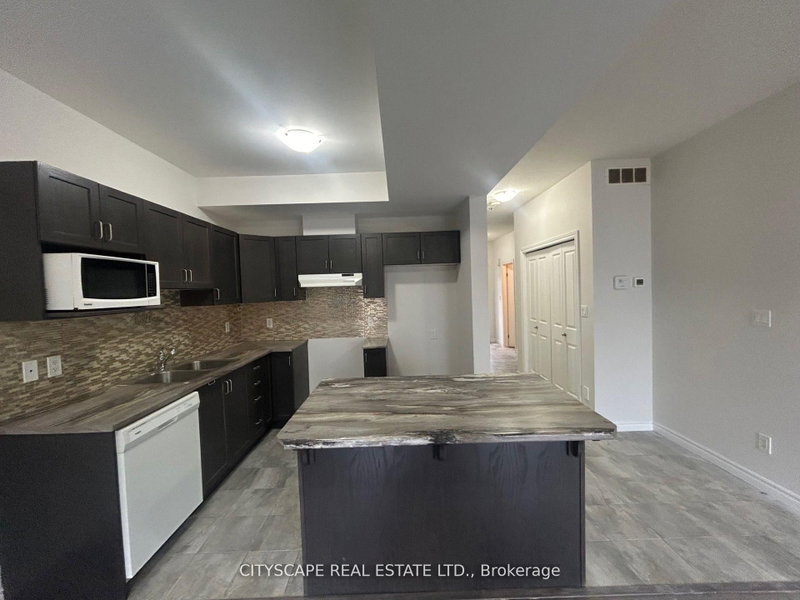16 - 10.5 Dufferin Street