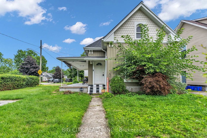 16 East Avenue