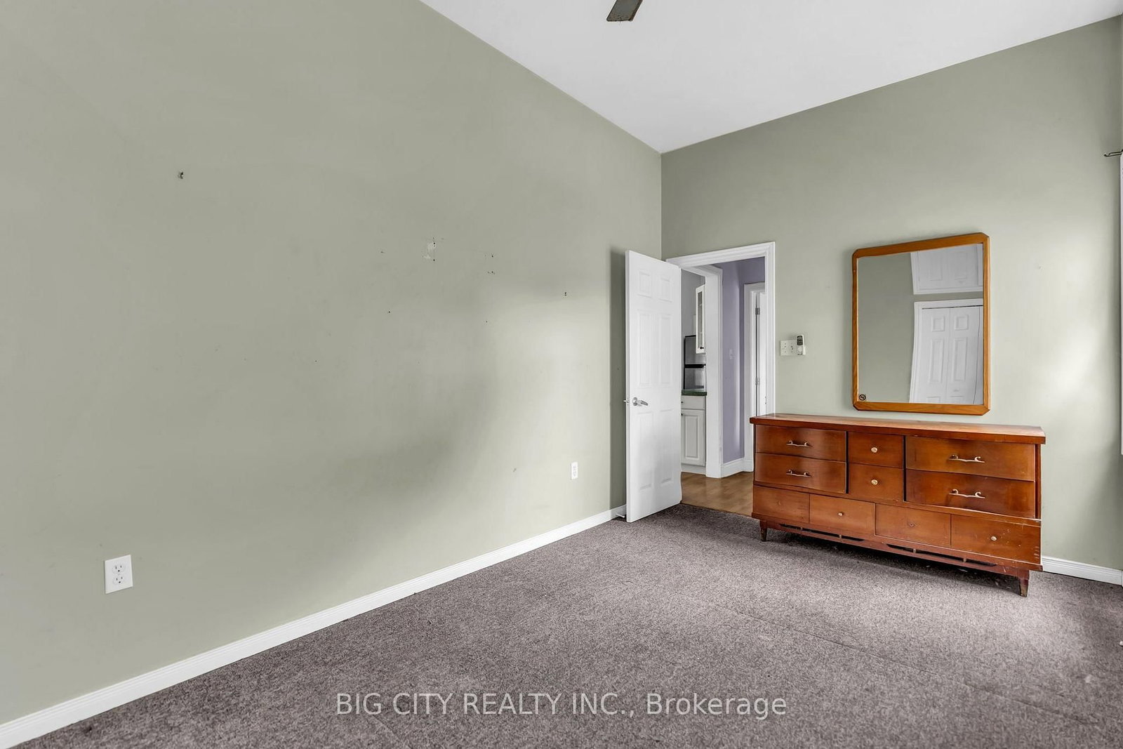 16 East Avenue • St. Thomas, ON photo 13