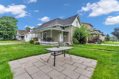 16 East Avenue • St. Thomas, ON photo 2