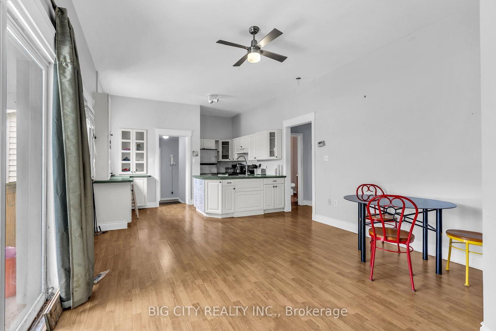 16 East Avenue • St. Thomas, ON photo 6