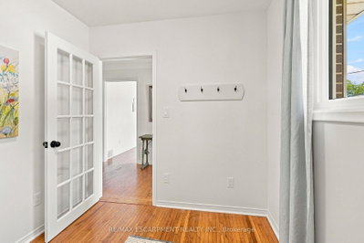 75 Flamboro Street • Hamilton, ON photo 8