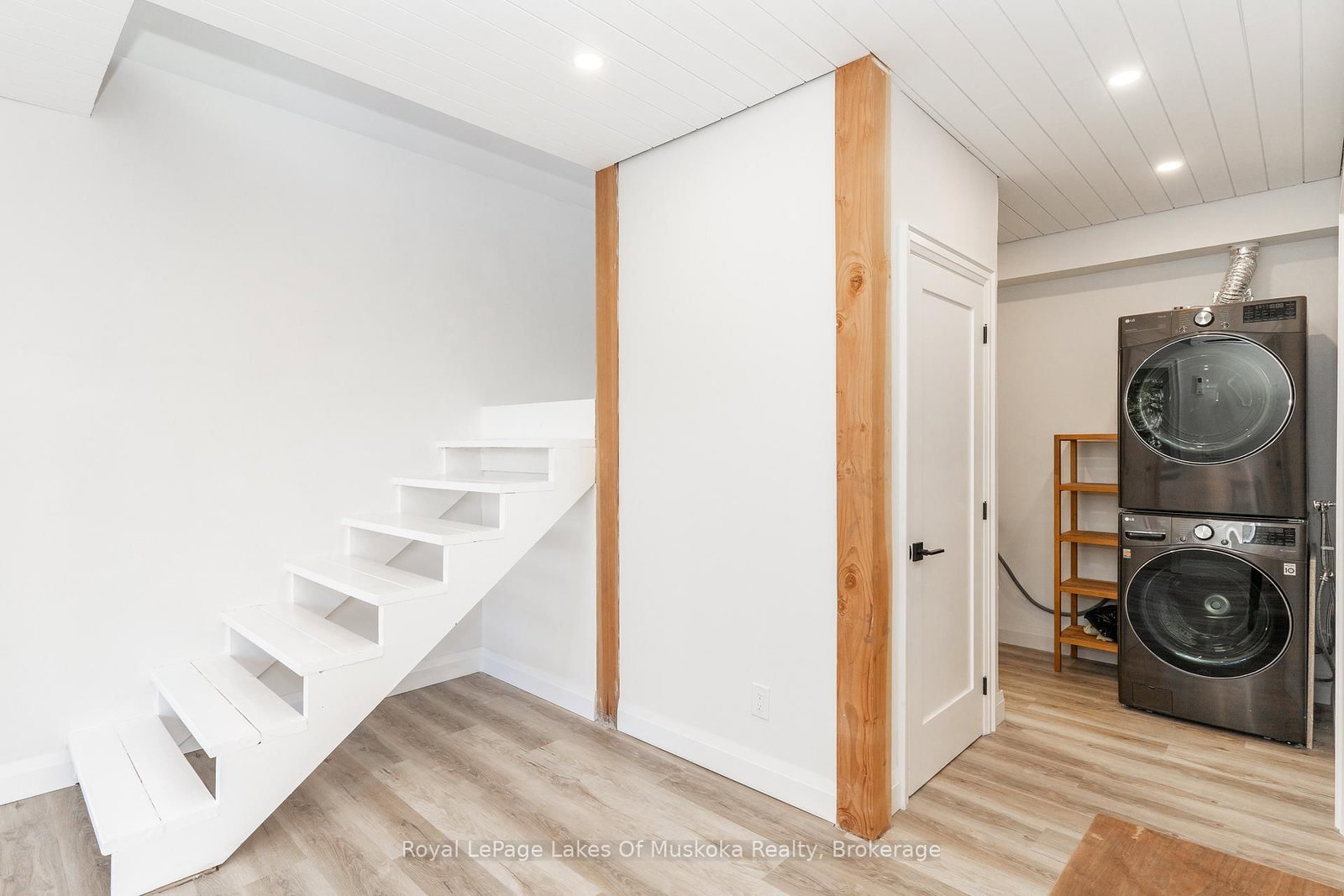1361 Rosseau Lake 2 Road • Muskoka Lakes, ON photo 12