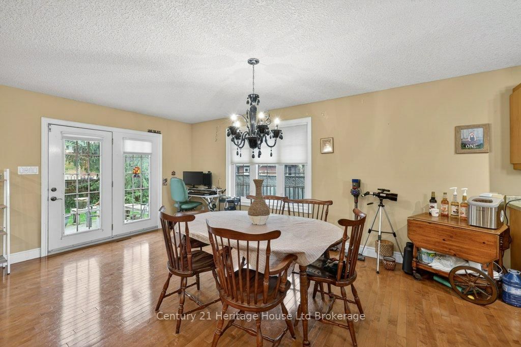 57 WENDY CALDER Place • Woodstock, ON photo 10
