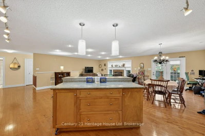 57 WENDY CALDER Place • Woodstock, ON photo 9
