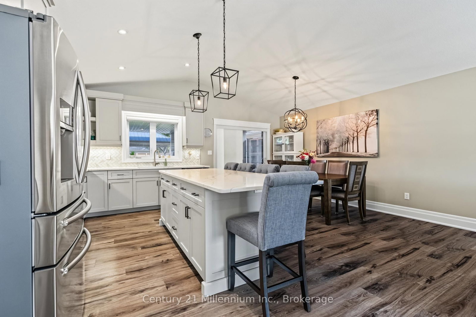 215 Djay Crescent • West Grey, ON photo 11