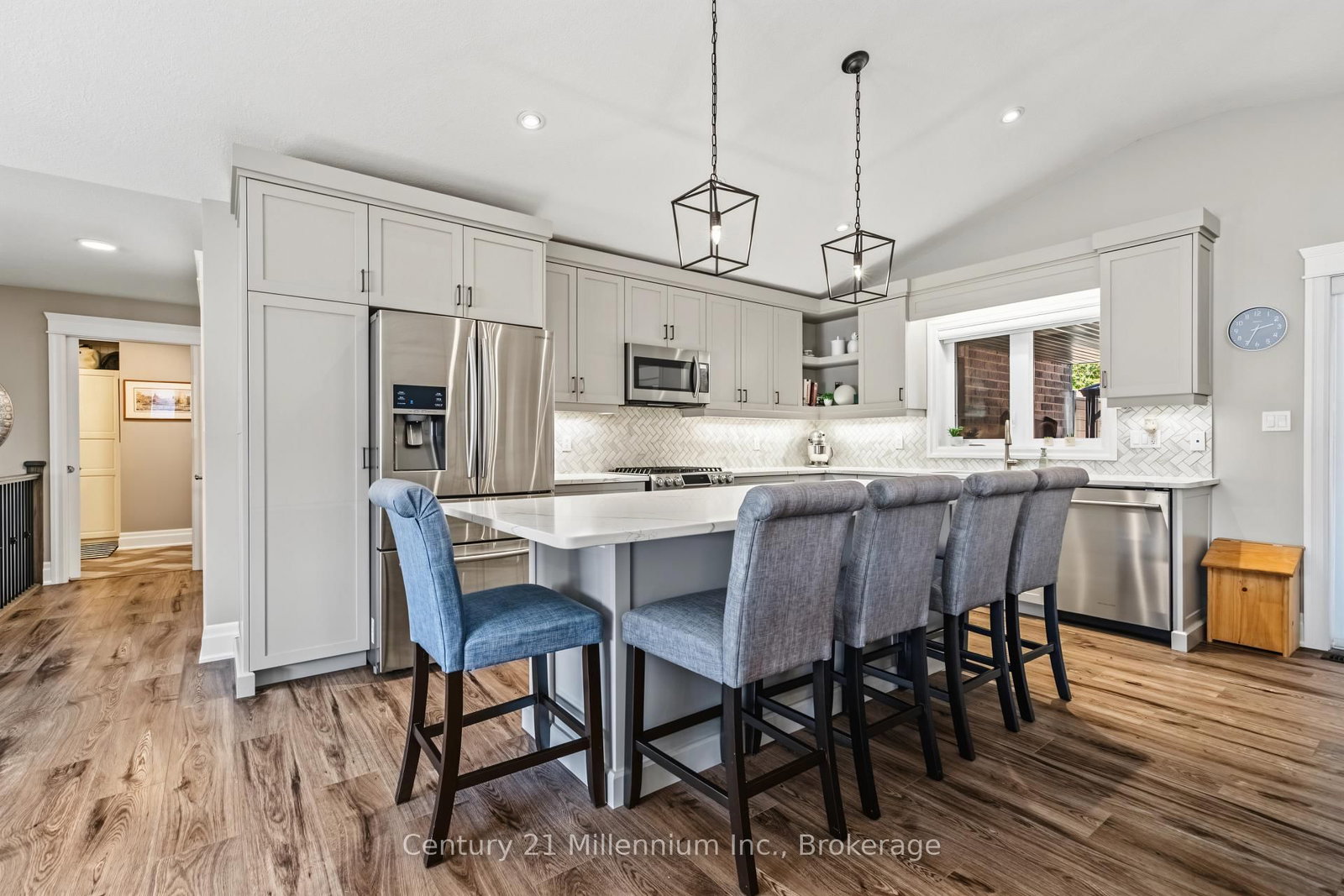 215 Djay Crescent • West Grey, ON photo 14