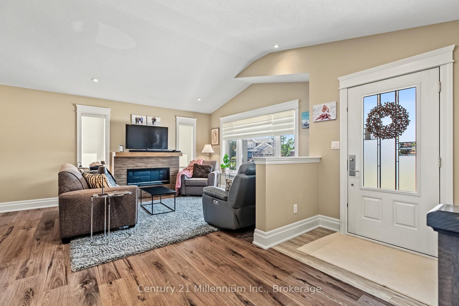 215 Djay Crescent • West Grey, ON photo 7